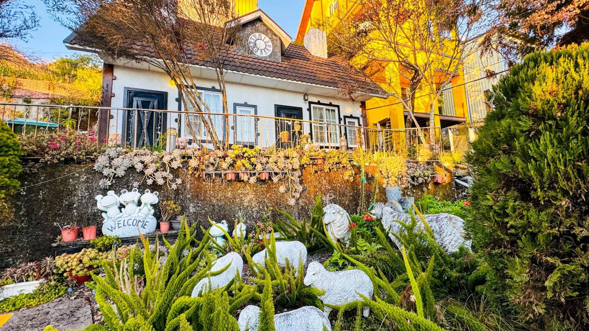 31 Homestay Ren'ai Esterno foto