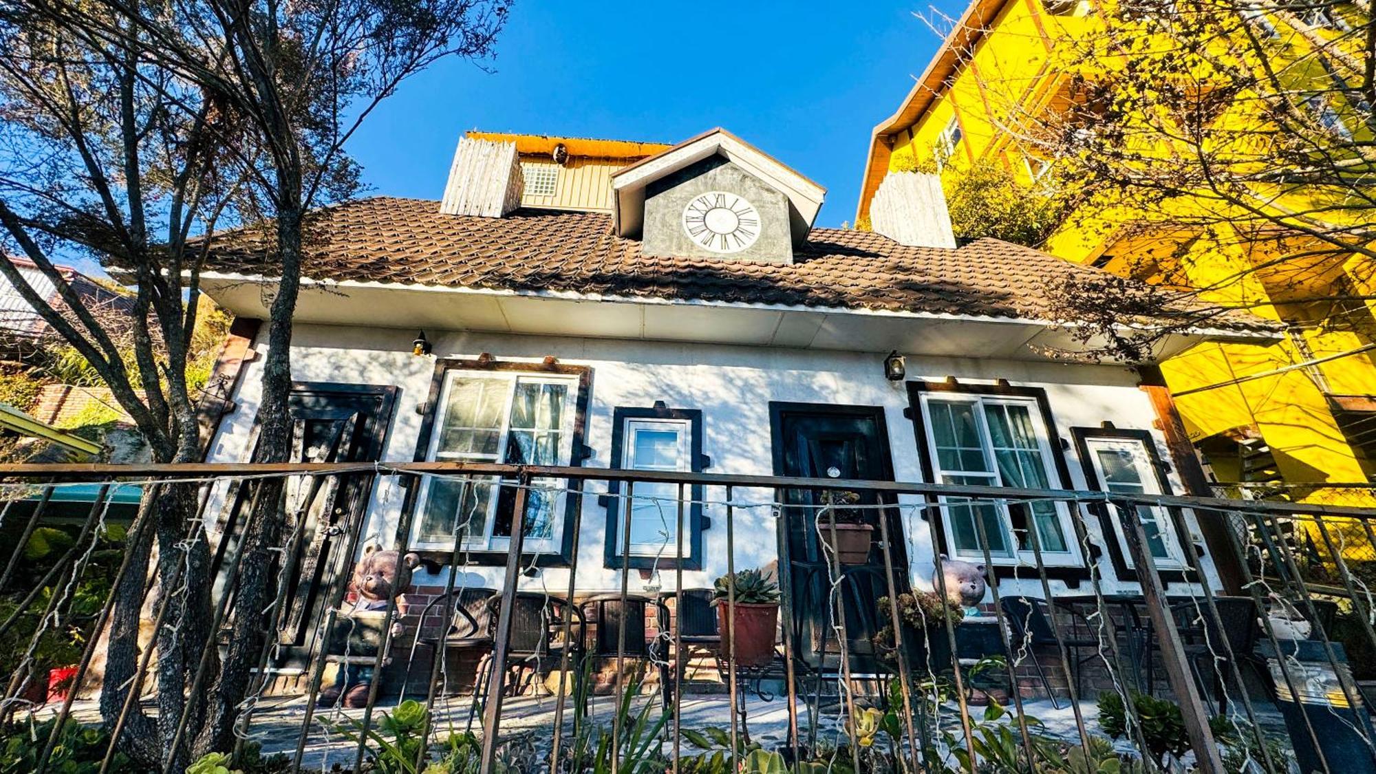 31 Homestay Ren'ai Esterno foto